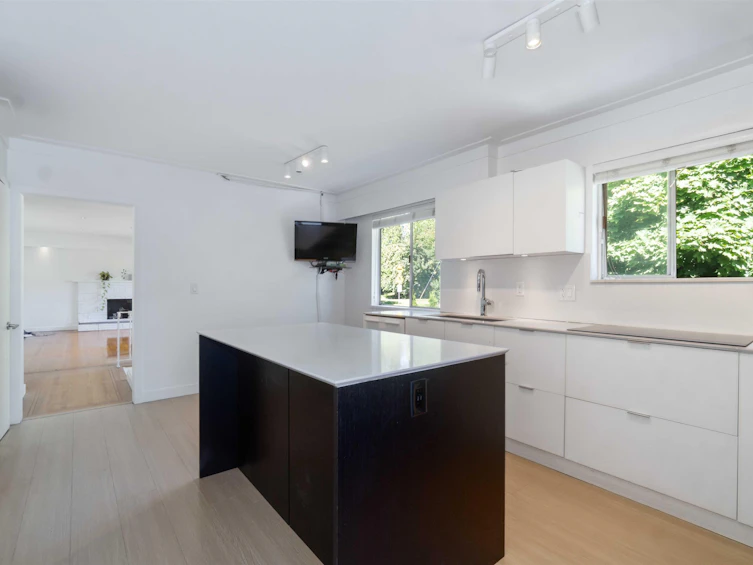 1825 Skeena Street, Vancouver, BC, V5M 3Y2 - 9