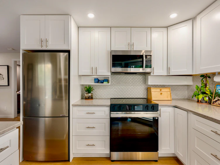 101-936 Bute Street, Vancouver, BC, V6E 1Y8 - 10
