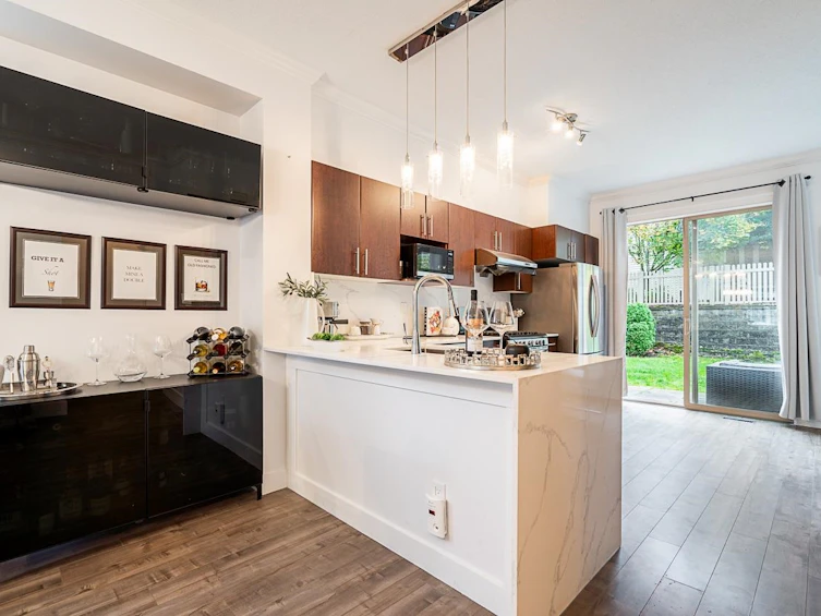 31-15152 62a Avenue, Surrey, BC, V3S 1V1 - 2