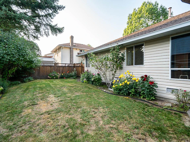 15886 95 Avenue, Surrey, BC, V4N 3B9 - 32