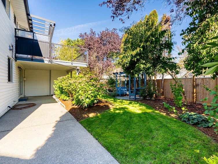 5966 186 Street, Surrey, BC, V3S 7Z8 - 35
