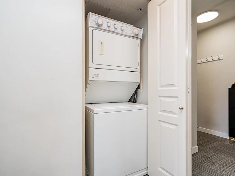 1501-5288 Melbourne Street, Vancouver, BC, V5R 6E6 - 7