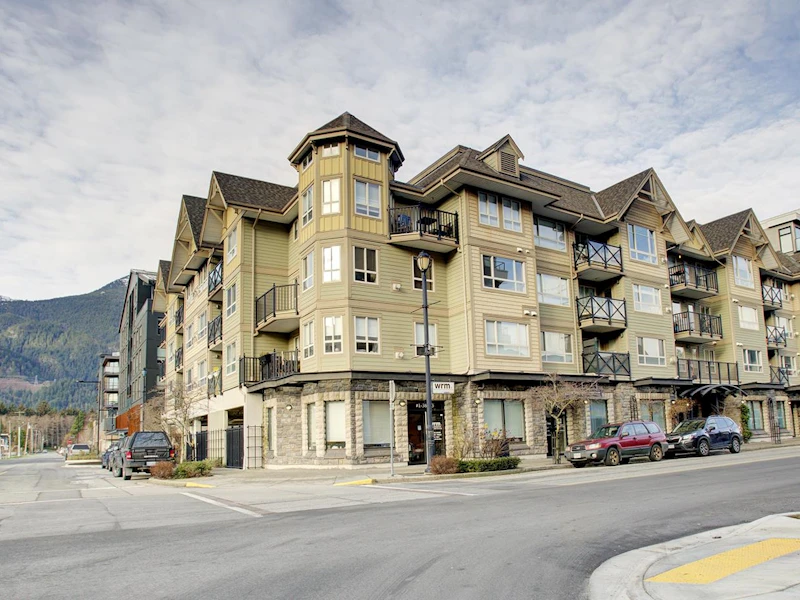 207 - 38003 Second Avenue, Squamish BC V8B 0C3