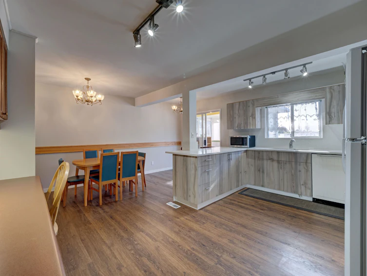 4657 Whitaker Road, Sechelt, BC, V7Z 0E4 - 12