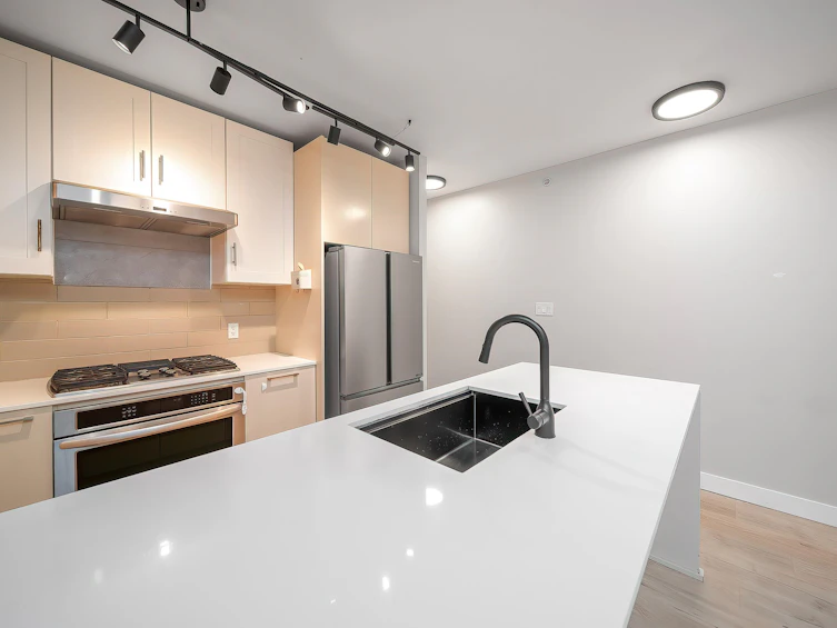 902-6971 Elmbridge Way, Richmond, BC, V7C 0A5 - 7