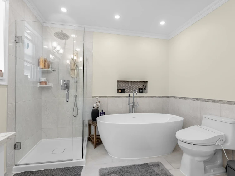 6951 Robson Drive, Richmond, BC, V7C 5T5 - 17