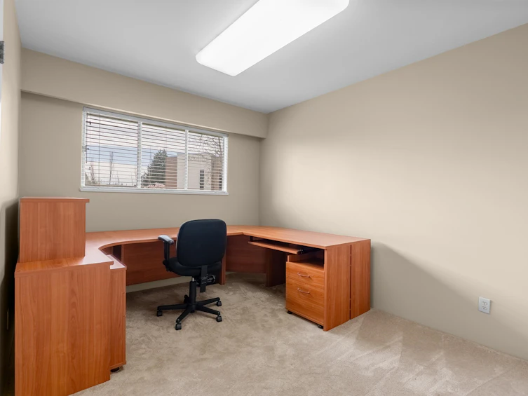 8082 Lurgan Road, Richmond, BC, V6Y 1H7 - 8