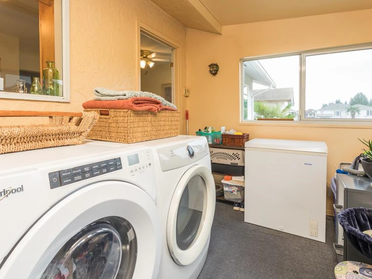 11900 Dewsbury Drive, Richmond, BC, V6X 2Y7 - 22