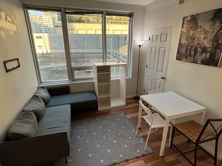 310-989 Nelson Street, Vancouver, BC, V6Z 2S1 - 4