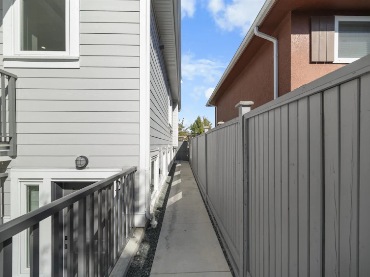 2790 E 49th Avenue, Vancouver, BC, V5S 1K5 - 19