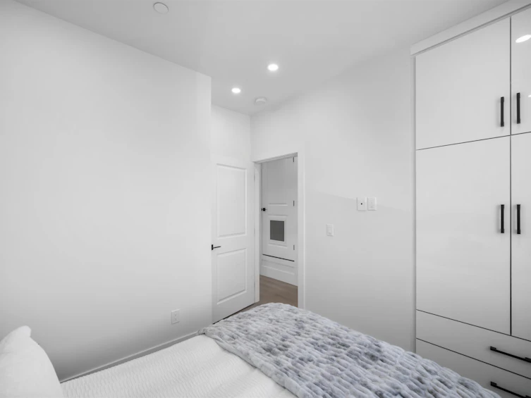 2790 E 49th Avenue, Vancouver, BC, V5S 1K5 - 38