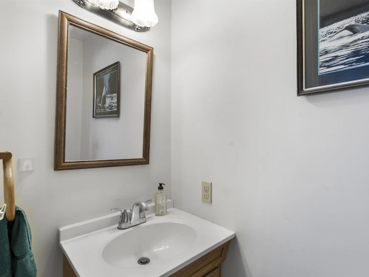 7134 17th Avenue, Burnaby, BC, V3N 1K7 - 14