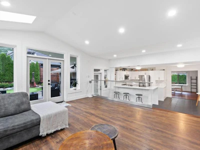 24055 Fern Crescent - 3