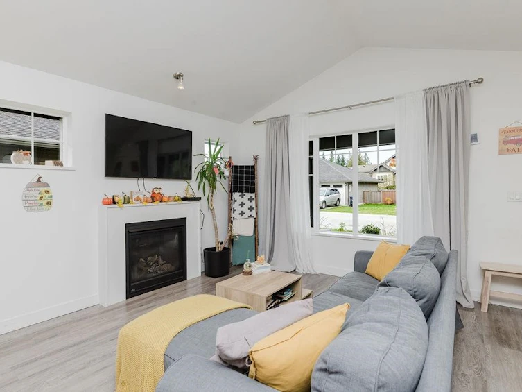 5692 Partridge Way, Sechelt, BC, V7Z 0M4 - 7