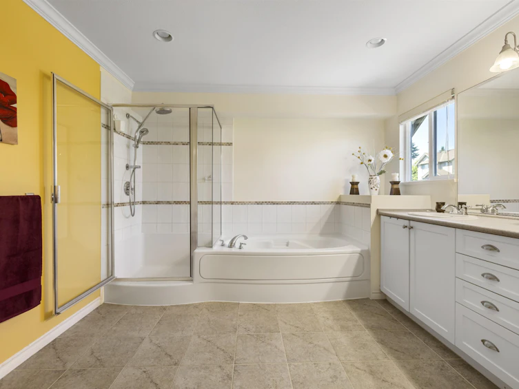 19629 68a Avenue, Langley, BC, V2Y 3H2 - 36