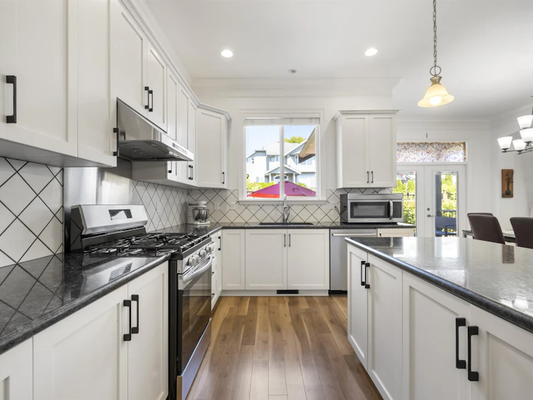 19629 68a Avenue, Langley, BC, V2Y 3H2 - 22