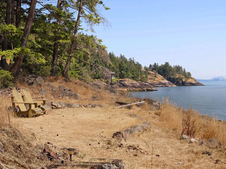 1251 Fairweather Road, Bowen Island, BC, V0N 1G2 - 2