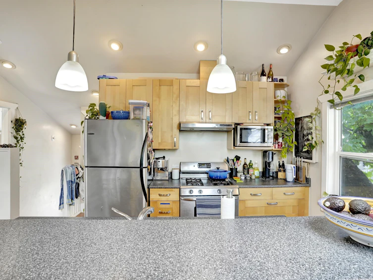 2770 W 5th Avenue, Vancouver, BC, V6K 1T4 - 13