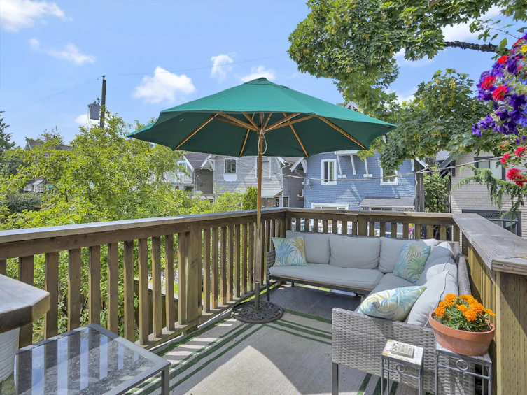 2770 W 5th Avenue, Vancouver, BC, V6K 1T4