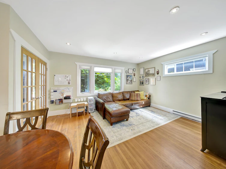 2770 W 5th Avenue, Vancouver, BC, V6K 1T4 - 6