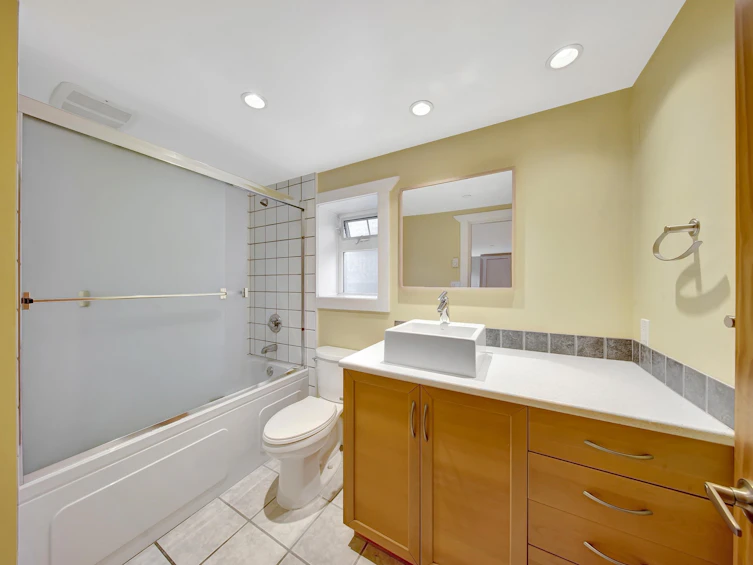 2770 W 5th Avenue, Vancouver, BC, V6K 1T4 - 25