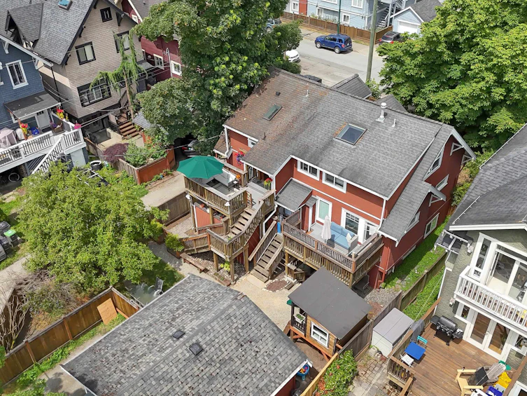 2770 W 5th Avenue, Vancouver, BC, V6K 1T4 - 4