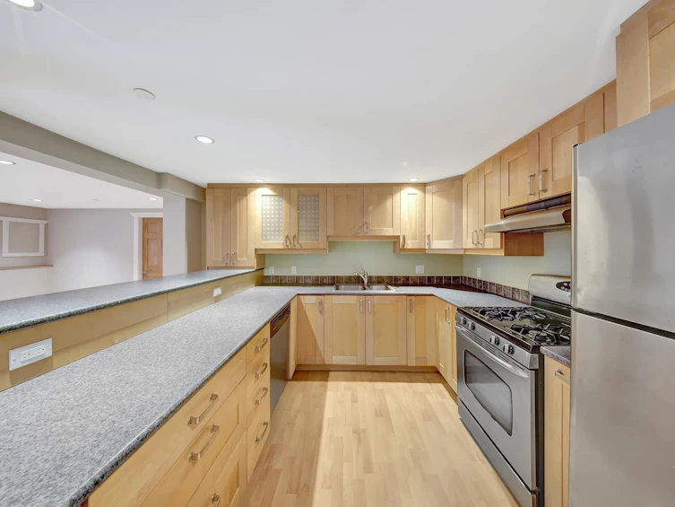 2770 W 5th Avenue, Vancouver, BC, V6K 1T4 - 21