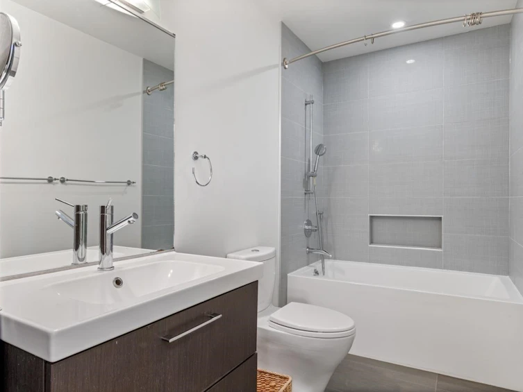 13044 14 Avenue, Surrey, BC, V4A 1G3 - 23