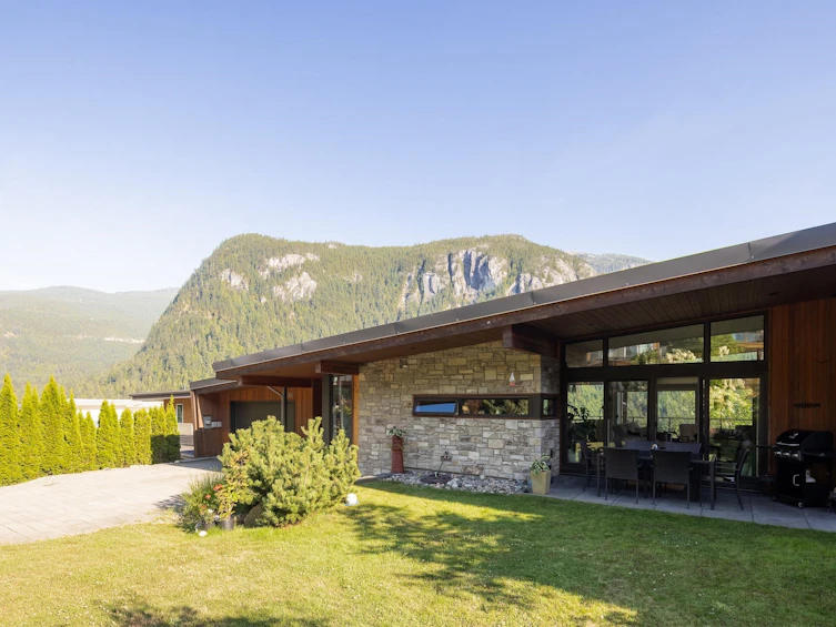 38561 Sky Pilot Drive, Squamish, BC, V8B 0T6 - 33