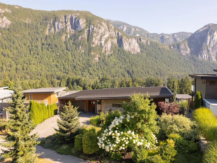38561 Sky Pilot Drive, Squamish, BC, V8B 0T6 - 30