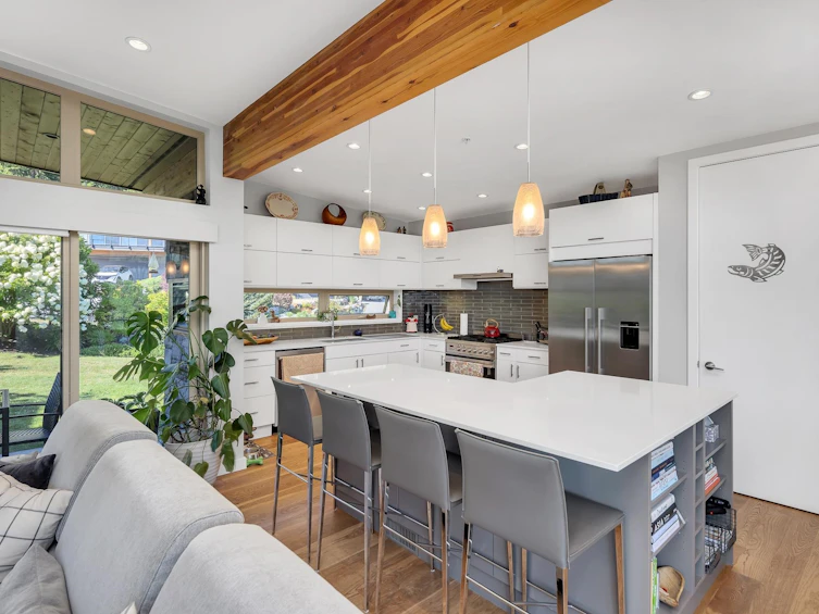 38561 Sky Pilot Drive, Squamish, BC, V8B 0T6 - 11