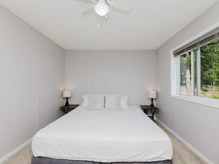 9153 Sunshine Coast Highway, Halfmoon Bay, BC, V7Z 1E9 - 22