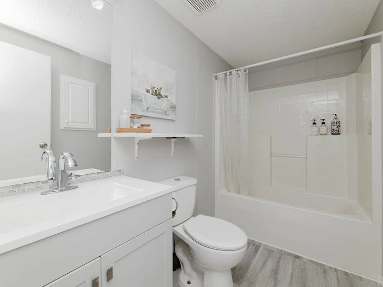 9153 Sunshine Coast Highway, Halfmoon Bay, BC, V7Z 1E9 - 16