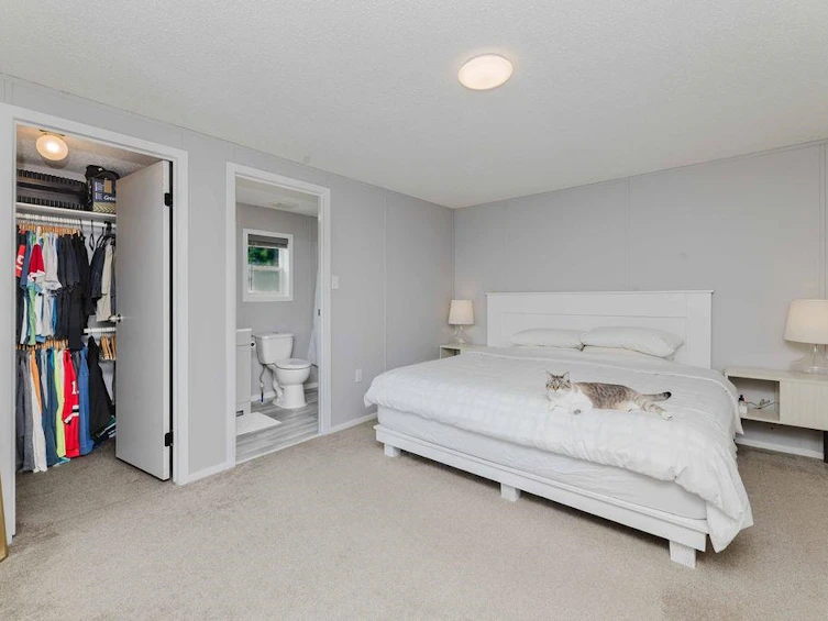 9153 Sunshine Coast Highway, Halfmoon Bay, BC, V7Z 1E9 - 11