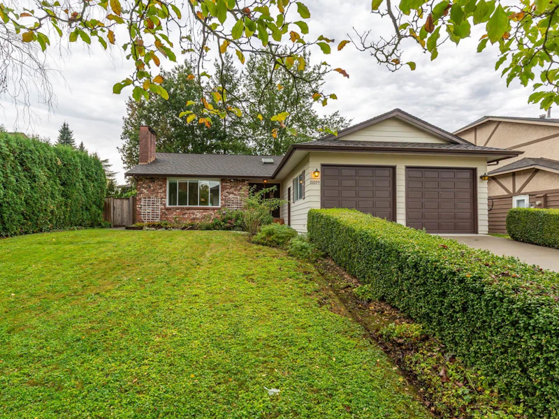 10059 157a Street, Surrey BC V4N 2R5