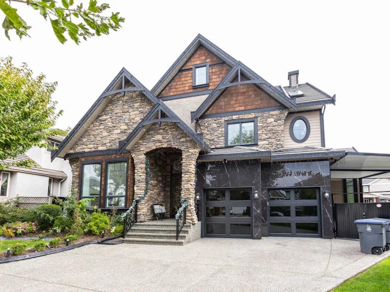 8244 151a Street, Surrey BC V3S 8R1