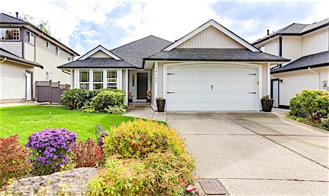 18260 69 Avenue, Surrey, BC, V3S 9H5