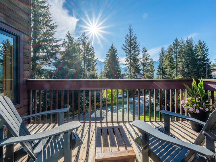 8609 Forest Ridge Drive, Whistler, BC, V8E 0G1 - 13