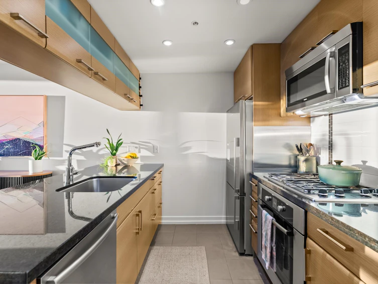 1102-1690 W 8th Avenue, Vancouver, BC, V6J 0B1 - 6