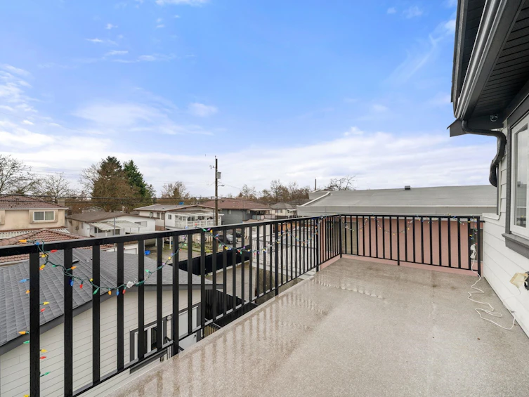 6749 Knight Street, Vancouver, BC, V5P 2W4 - 35