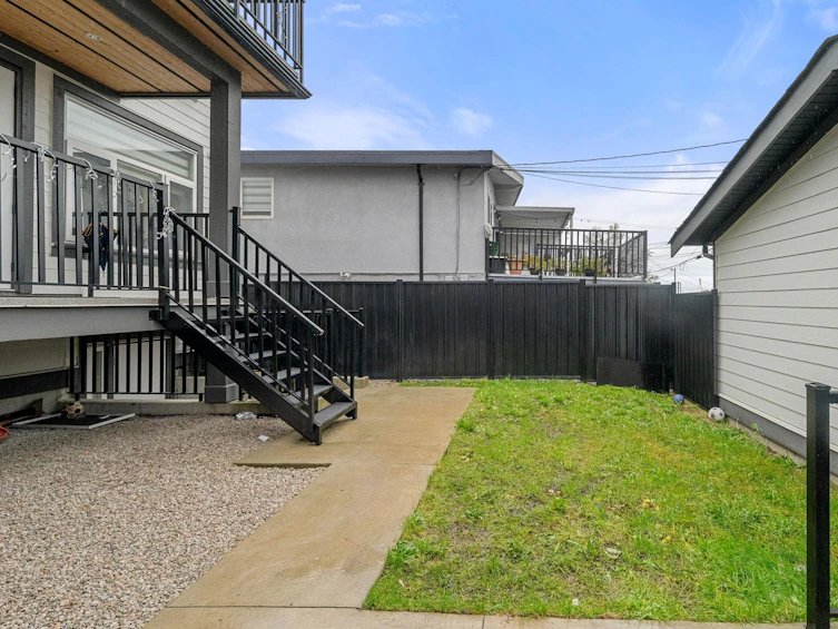 6749 Knight Street, Vancouver, BC, V5P 2W4 - 30