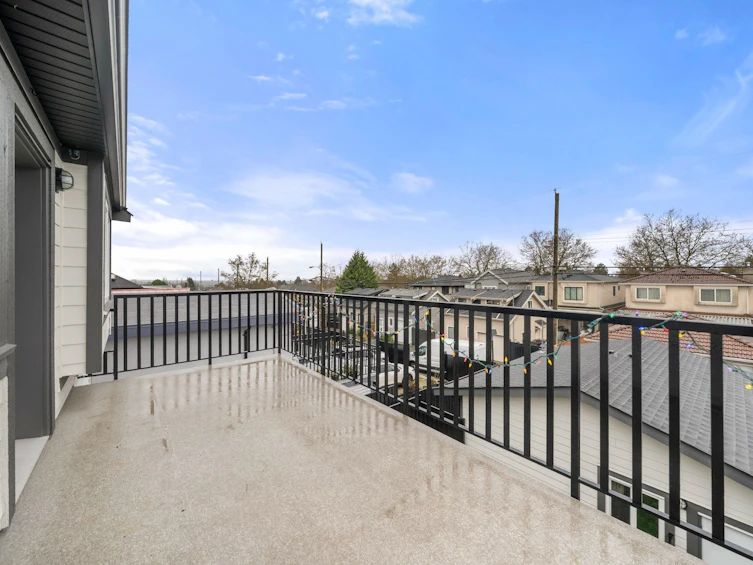 6749 Knight Street, Vancouver, BC, V5P 2W4 - 36
