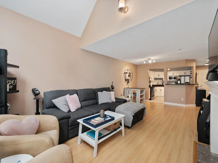 407-33280 E Bourquin Crescent, Abbotsford, BC, V2S 7K2 - 9
