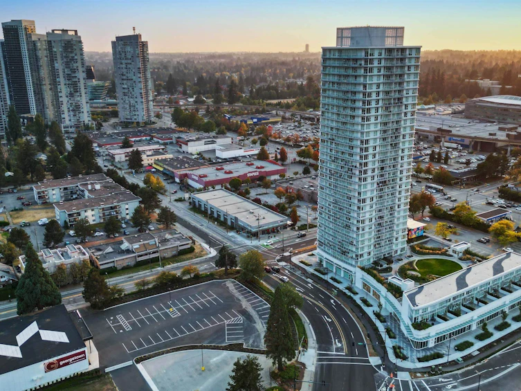 204-10225 Whalley Boulevard, Surrey, BC, V3T 0S2 - 2