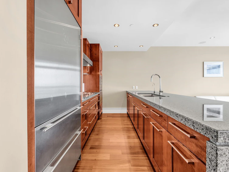 102-2575 Garden Court, West Vancouver, BC, V7S 0A2 - 17