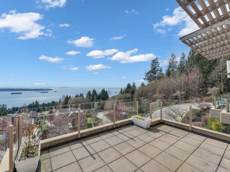 102-2575 Garden Court, West Vancouver, BC, V7S 0A2 - 12