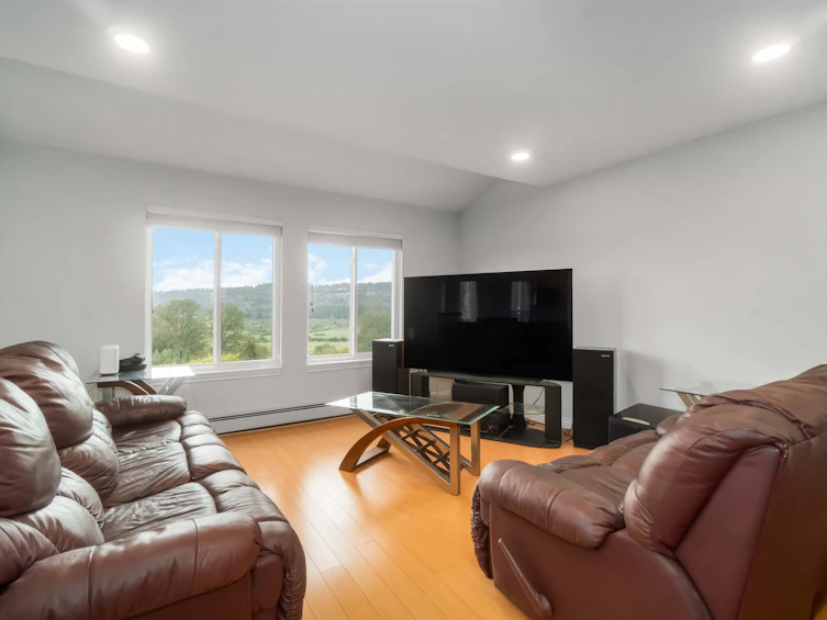 1159 Bennet Drive, Port Coquitlam, BC, V3C 6H2 - 4