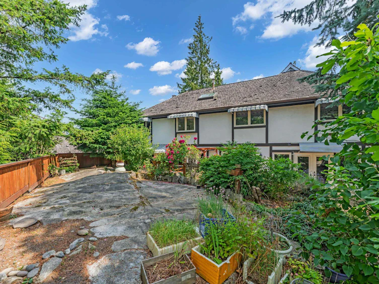5155 Alderfeild Place, West Vancouver, BC, V7W 2W7 - 27
