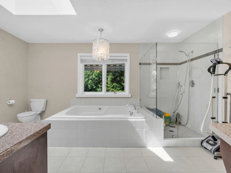 5155 Alderfeild Place, West Vancouver, BC, V7W 2W7 - 23