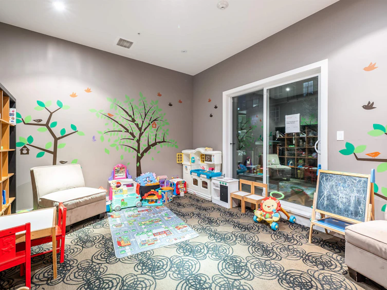A318-20211 66 Avenue, Langley, BC, V2Y 0L4 - 24